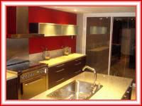 Reformas en hoteles y ph con remodelacion de baños.