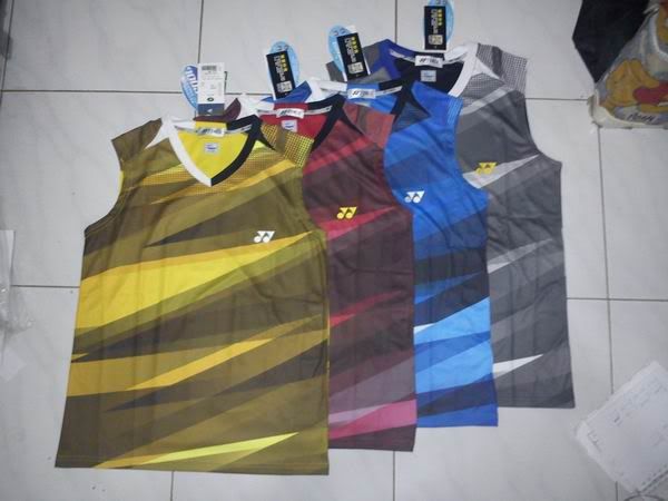 Baju badminton lining , yonex ( Coming Soon )