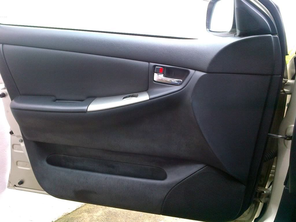 http://i1102.photobucket.com/albums/g454/Asheen_Ramsaroop/Fresh%20X/doorpadbefore.jpg