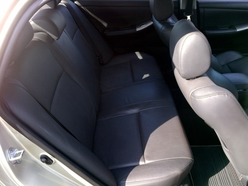 http://i1102.photobucket.com/albums/g454/Asheen_Ramsaroop/Fresh%20X/rearseats.jpg