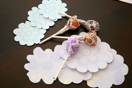 flower patterns to cut out for kids. Decide on a flower pattern and