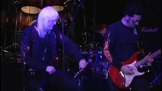 PDVD 002 50 - Edgar Winter - Live at the Galaxy (2003) [DVD9]
