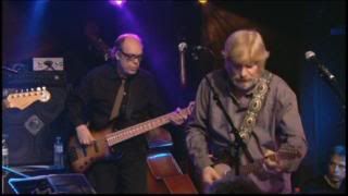 PDVD 002 76 - Autour Du Blues Meets Larry Carlton & Guest Robben Ford At New Morning, The Paris Concert (2008) [DV9]