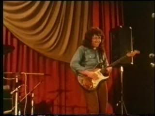PDVD 003 62 - Rory Gallagher: At Savoy Limerick / A Requiem For Rory (1972/1995) [DV5]