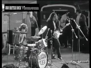 PDVD 004 45 - British Rock Viewseum - Vol.3 y 4 - British Blues & Hard Rock Explosion (2010) [2 DVD5]