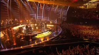 PDVD 020 12 - Robbie Williams - In And Out Of Consciousness: Greatest Hits 1990-2010(2010) [3 DVD9]