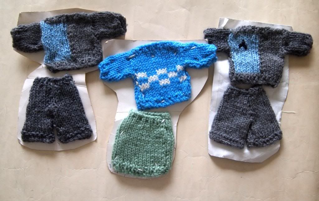 knitted doll clothes photo P5292091_zpsb0ea6011.jpg