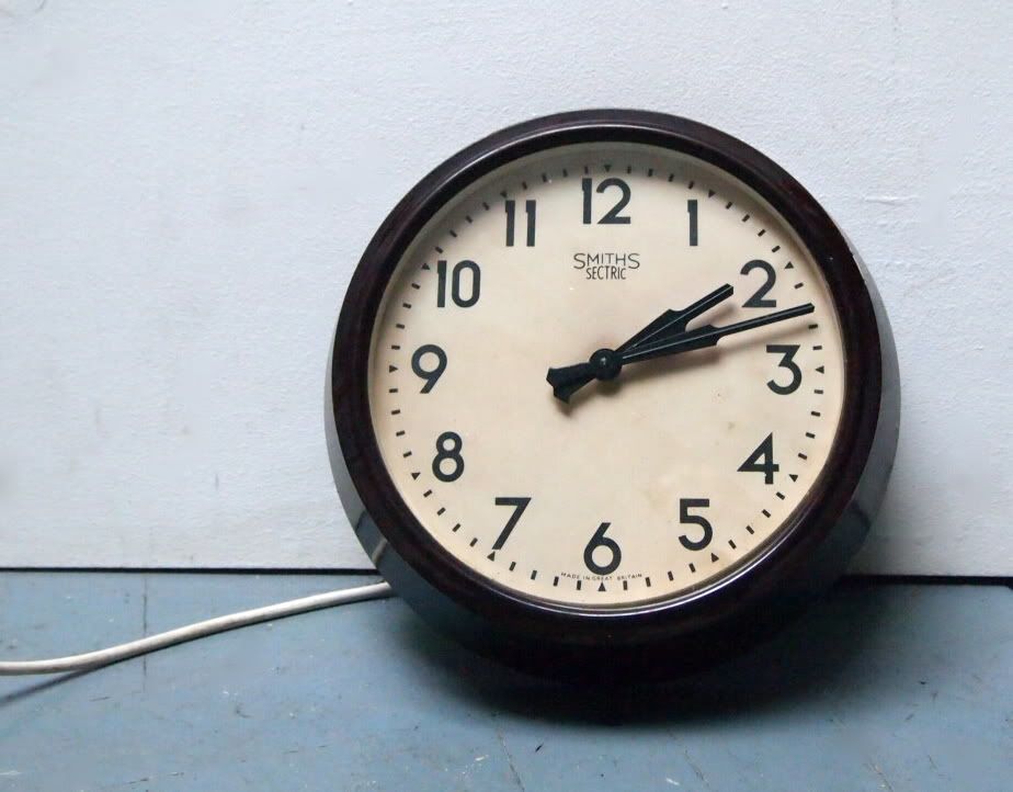 Smiths school clock