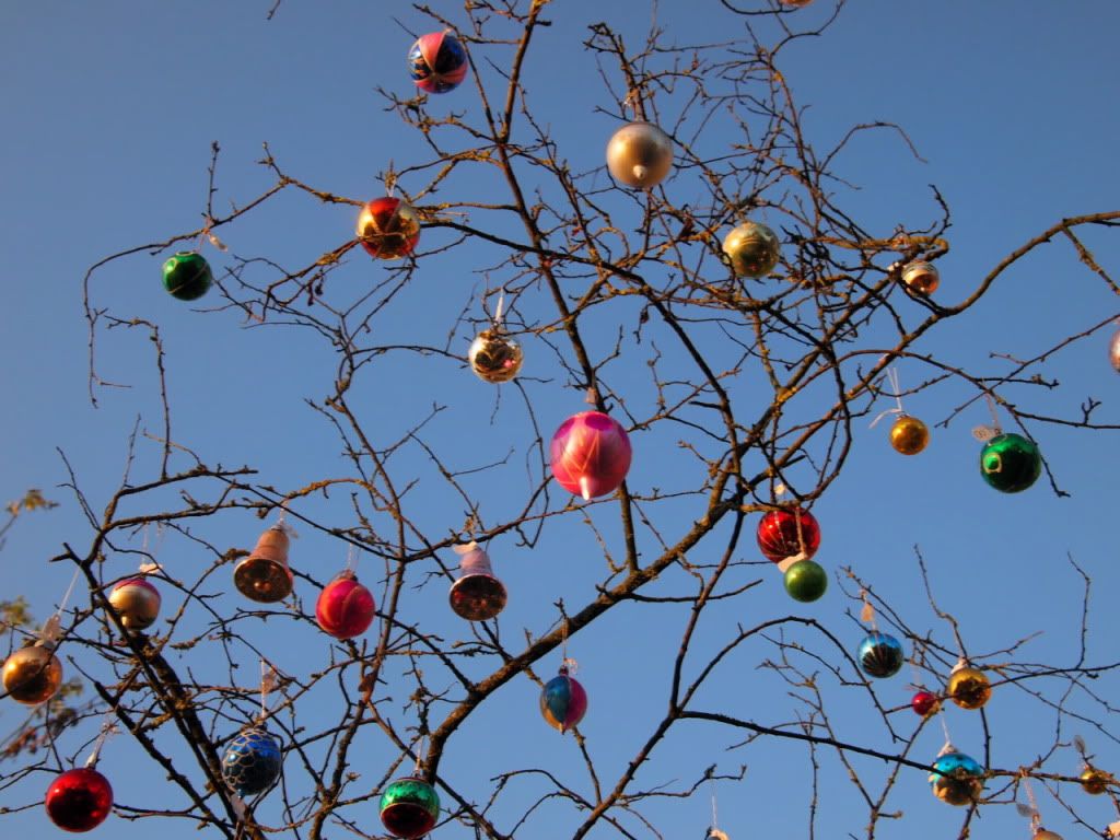 bauble tree