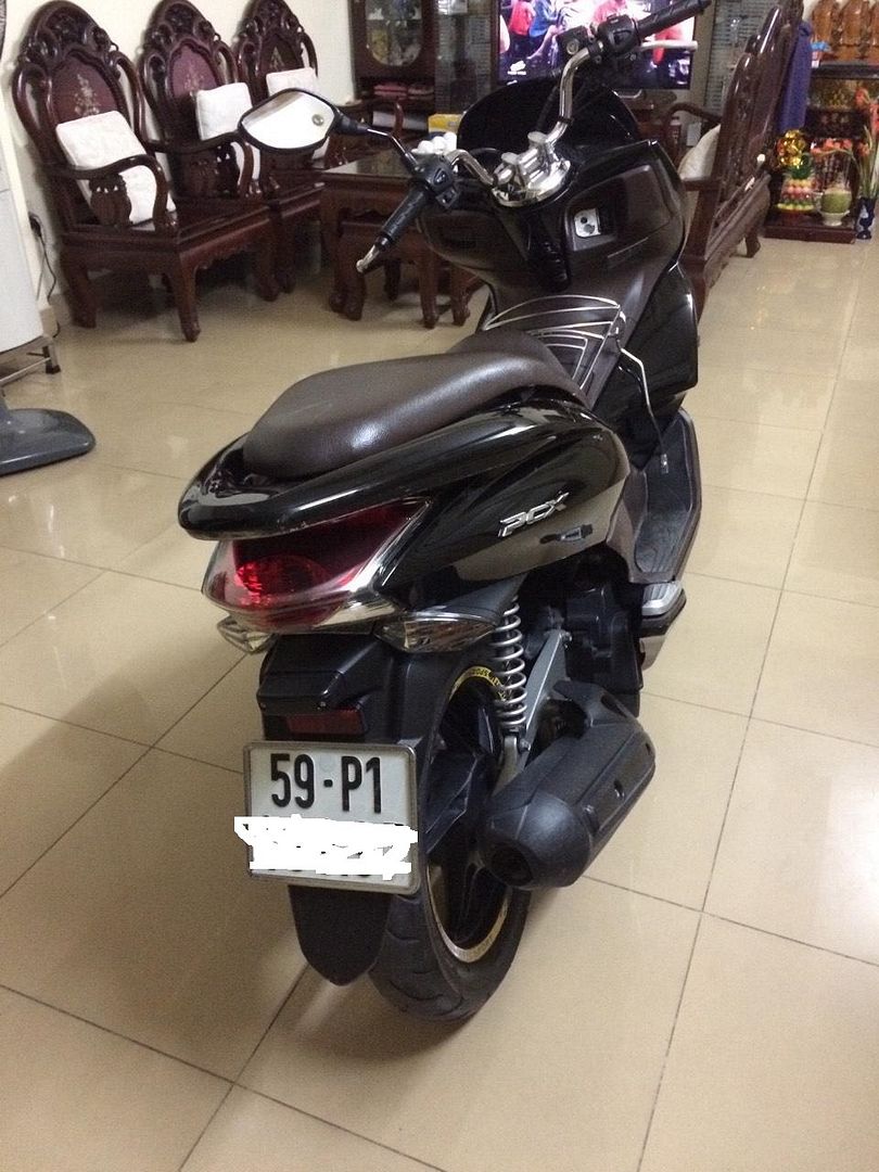 Bán Honda PCX màu đen nhà xài kỹ, xe còn khá mới giá hạt dẻ - 2