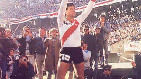 Despedida Del Beto Alonso 1987 | Videos De River